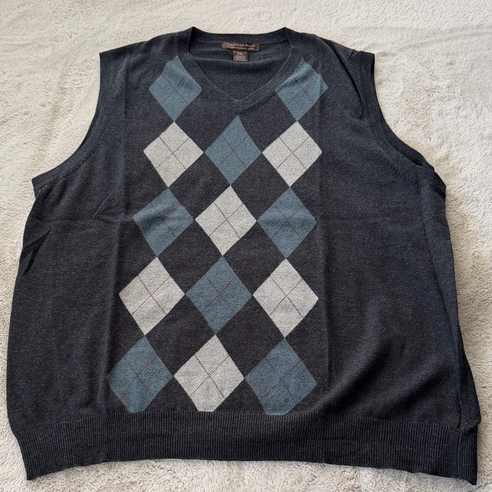 Men's V-Neck Argyle Sweater Vest - Gray